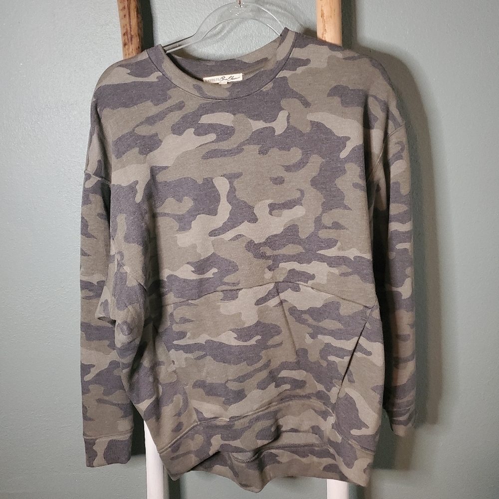 Express Camo sweatshirt size Small - Picture 1 of 7